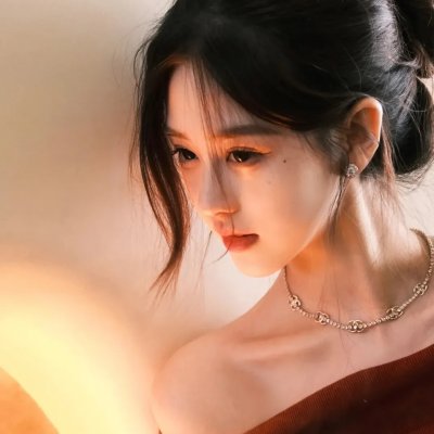 通灵少女 第二季 封面
