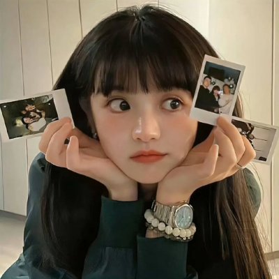 四个孩子走进银行 封面